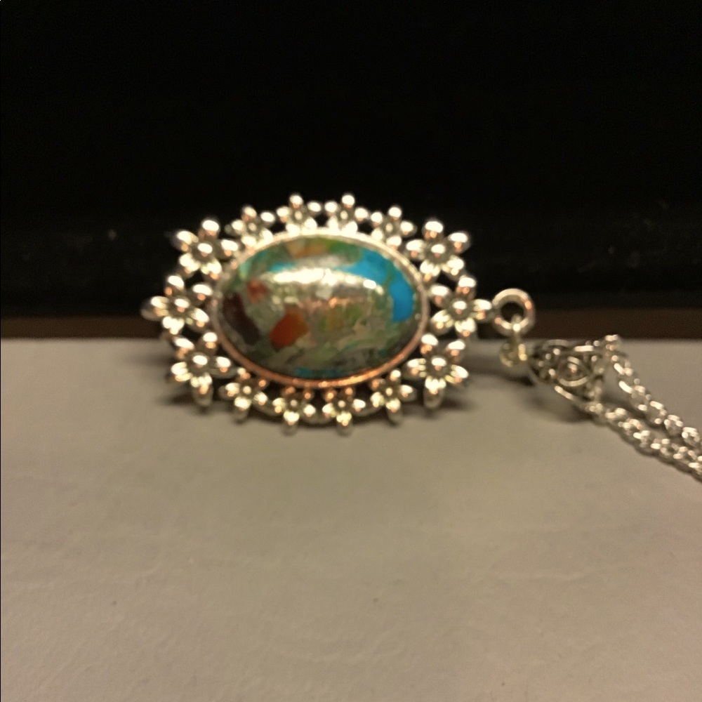 Women’s stone necklace